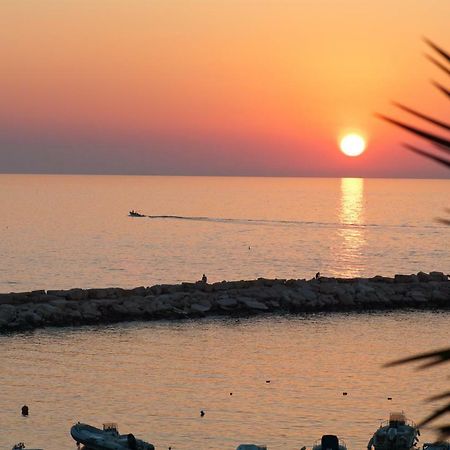 Blu Marine Casa A 10Mt Dalla Spiaggia Peschici Ngoại thất bức ảnh
